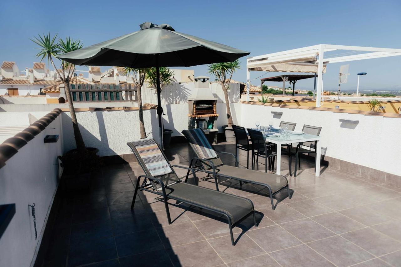 Stunning 2 Bedroom Apartment With Pool View Alicante Eksteriør bilde