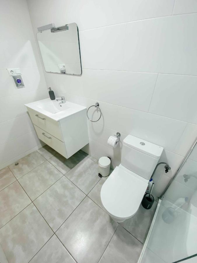 Stunning 2 Bedroom Apartment With Pool View Alicante Eksteriør bilde